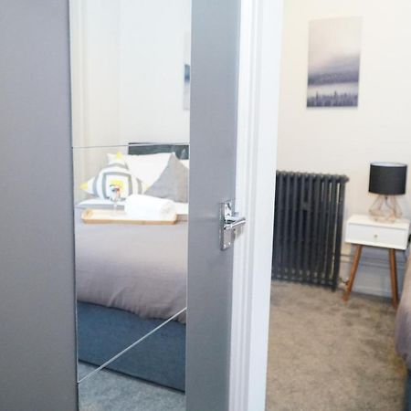Castle View Apartment Дъдли Екстериор снимка