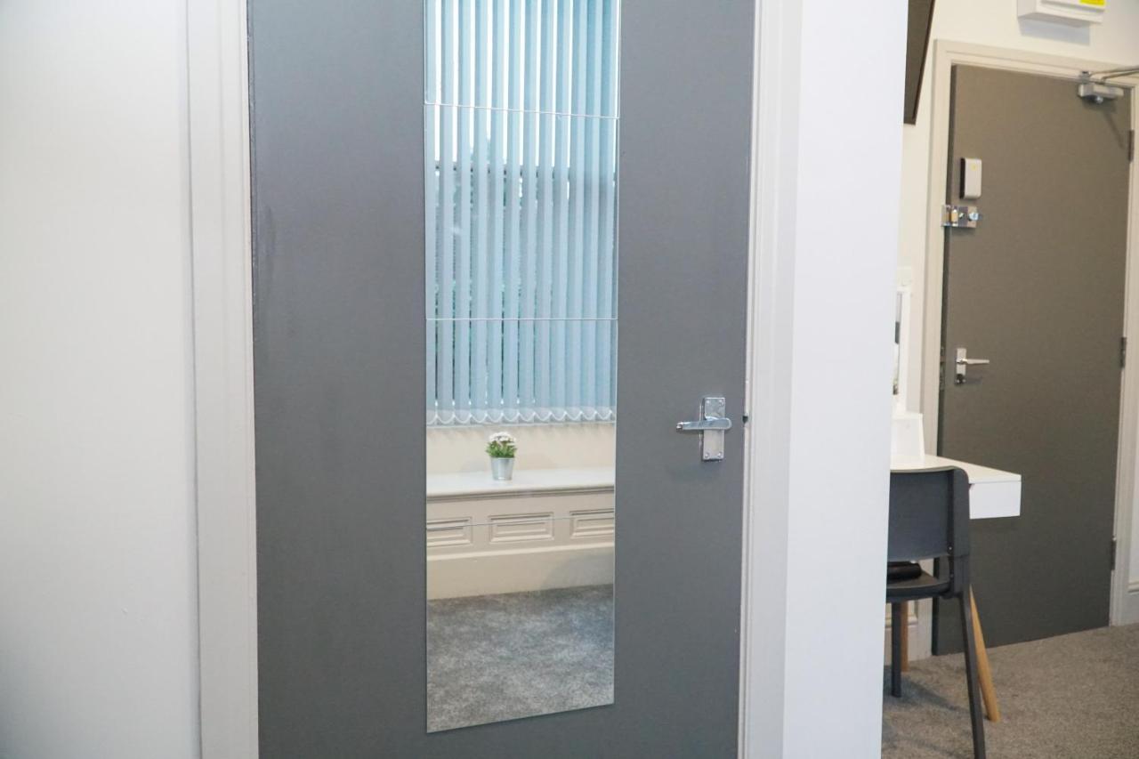 Castle View Apartment Дъдли Екстериор снимка