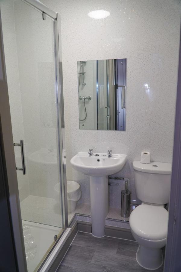 Castle View Apartment Дъдли Екстериор снимка