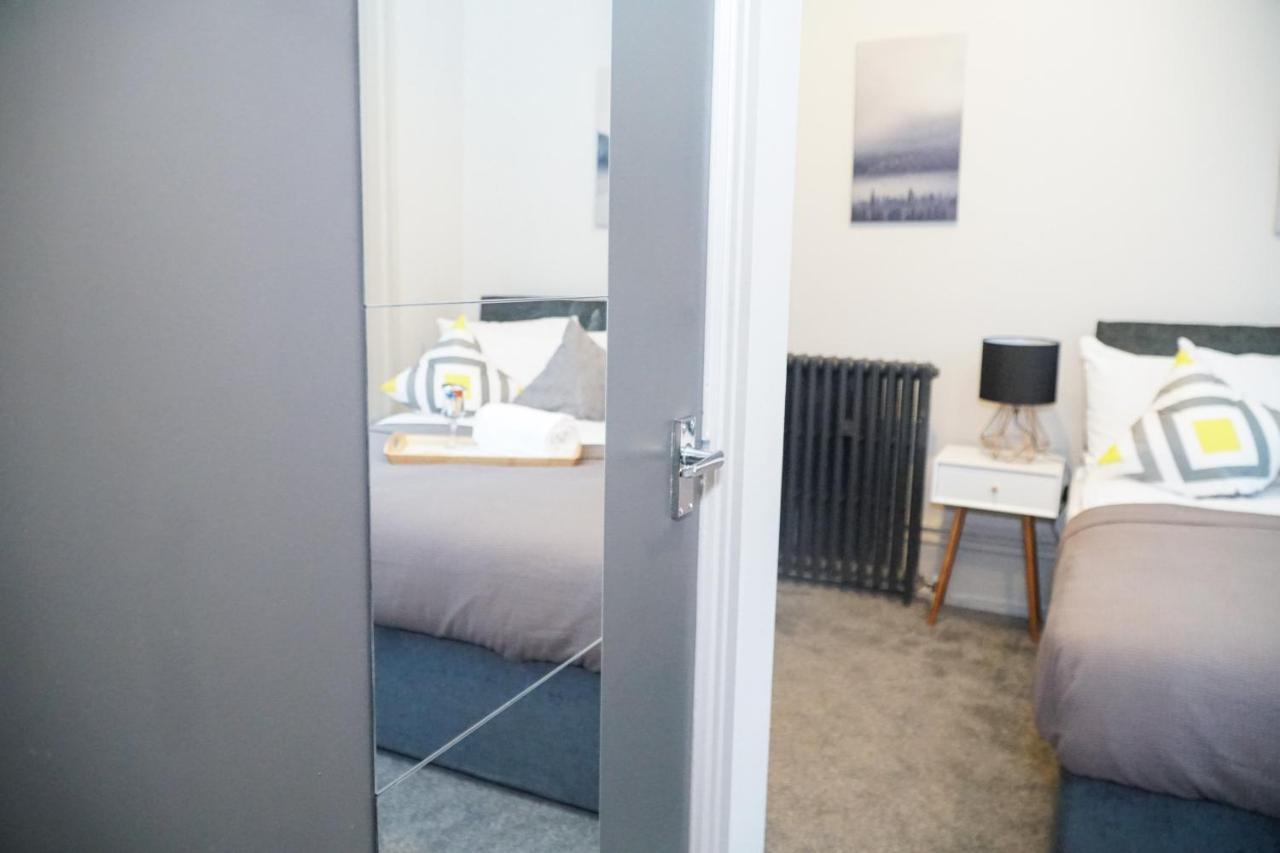 Castle View Apartment Дъдли Екстериор снимка